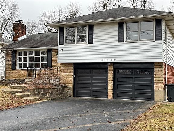 3rd image of 4520 Bayard St