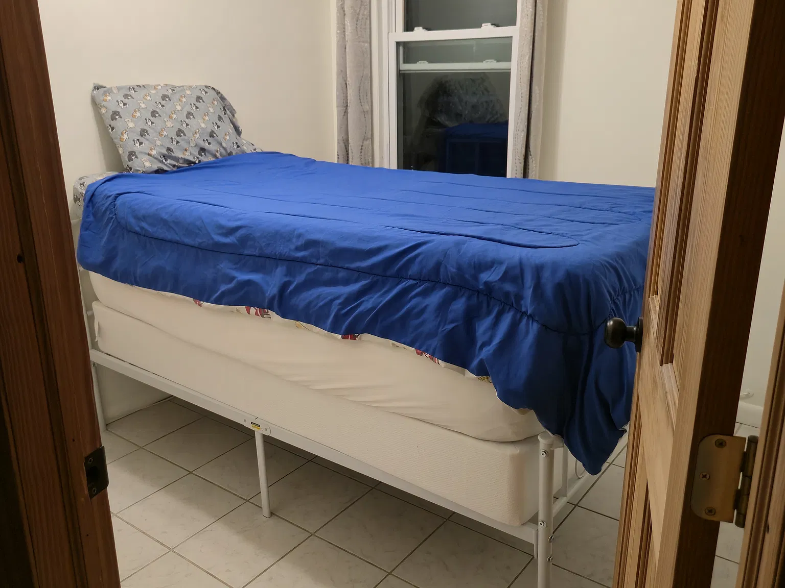 4 bed, $1,200 — Photo 4
