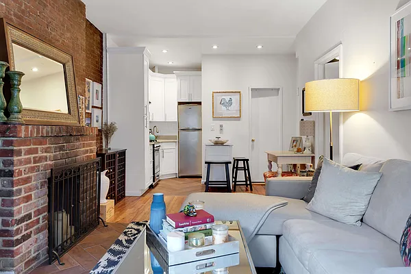 Rented by Compass | media 8