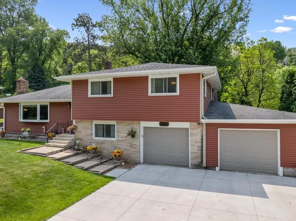 N2092 Irish COURT, La Crosse, WI 54601