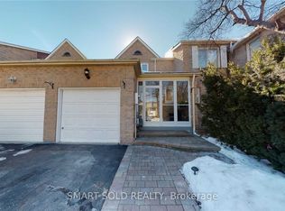 35 Moonlight Ln, Richmond Hill, ON L4C 8K4