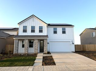 1019 Arroyo Way W, Madera, CA 93636