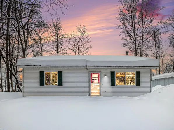 6740 1st St, Lake Ann, MI 49650