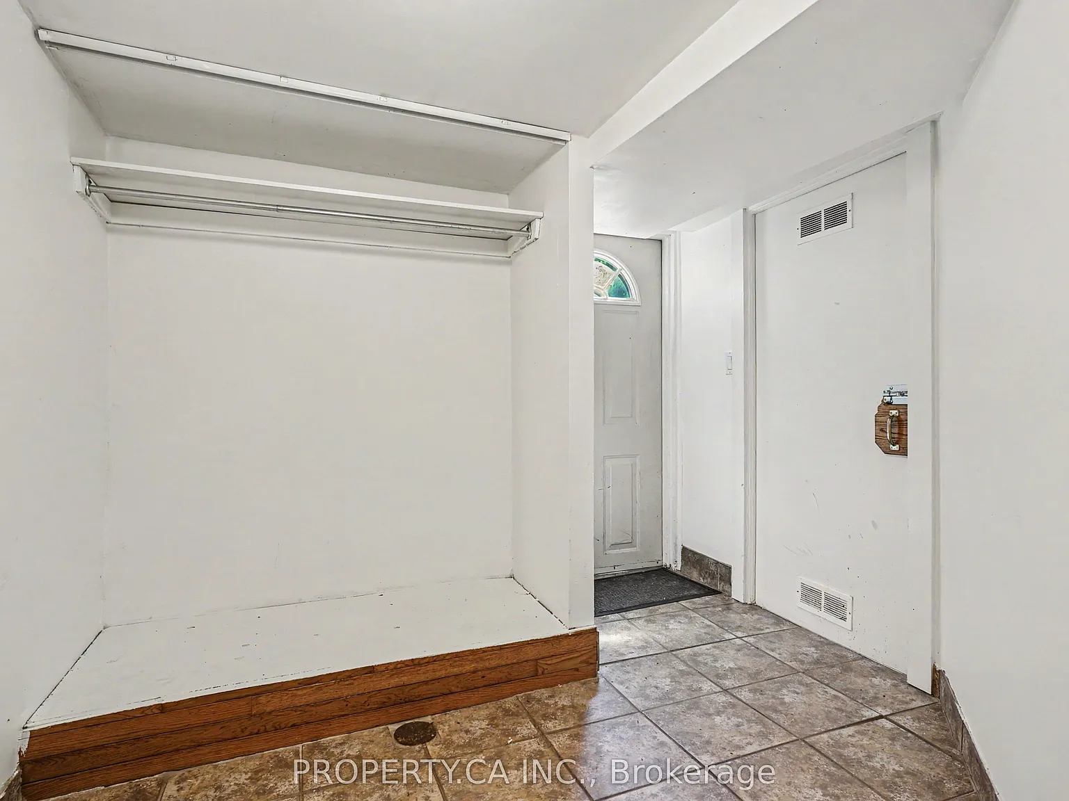 2 bed, $1,825 — Photo 3