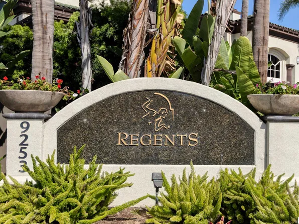9229 Regents Rd, La Jolla, CA