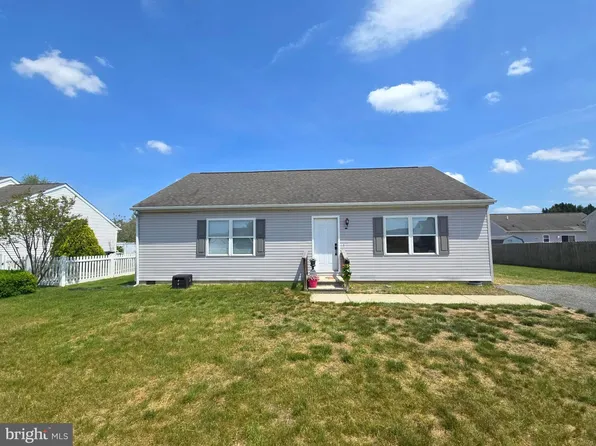 111 Mermaid Ln, Milton, DE 19968