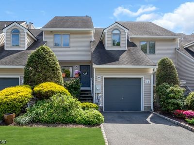 18 Lapis Cir, West Orange, NJ, 07052