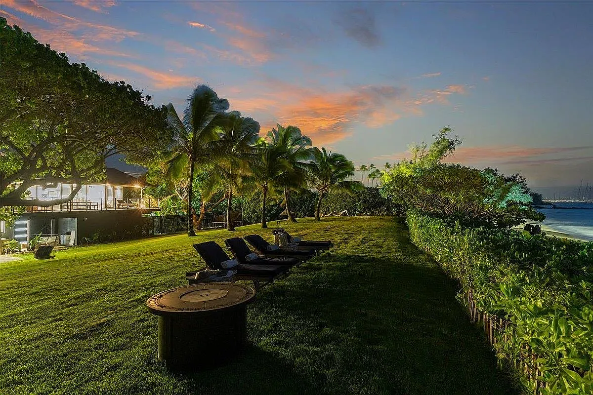 33 Hana Hwy, Paia, HI 96779 | HotPads