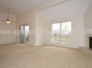 11224 Nieman Rd APT 301, Overland Park, KS 66210