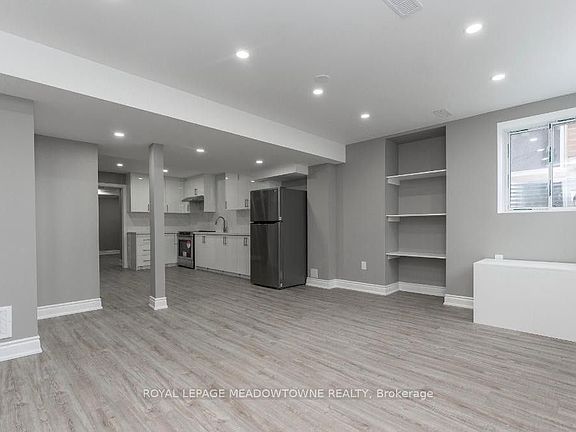 3rd image of 127 Yates Dr #Basement