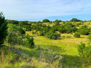 4 Odiorne Rd, Johnson City, TX 78636