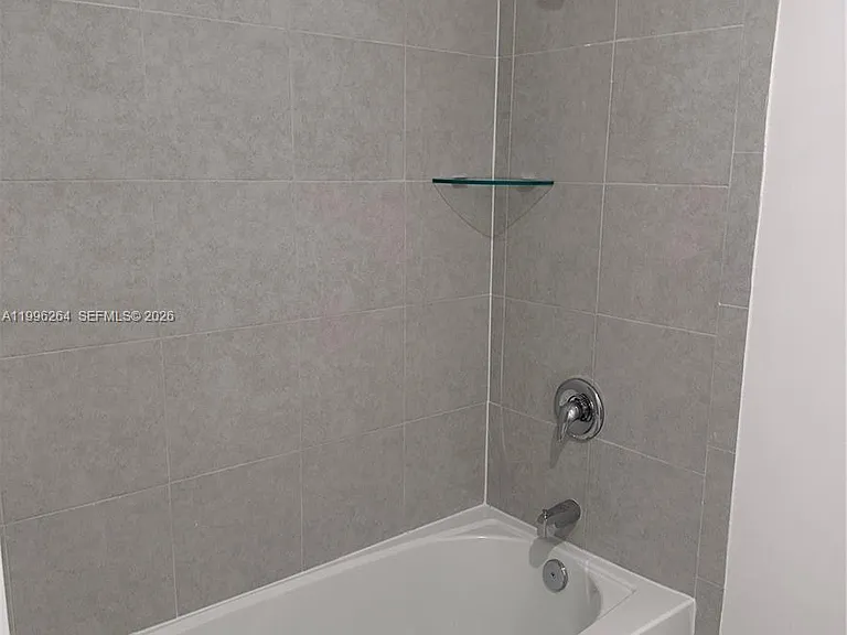 2671 SE 10th St #0 — Photo 20