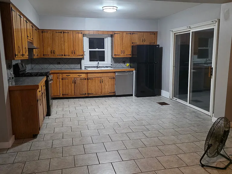 219 Van Dorn Rd S — Photo 7