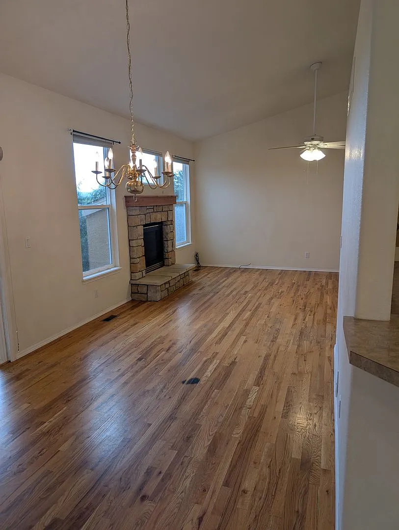 Ranch style home off the beaten path and still close to everything — Photo 4
