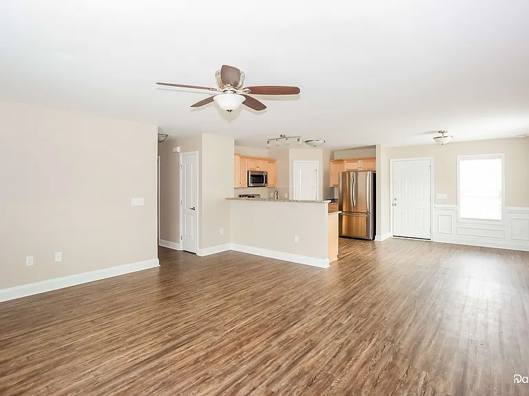 324 Rowan Mill Rd — Photo 5