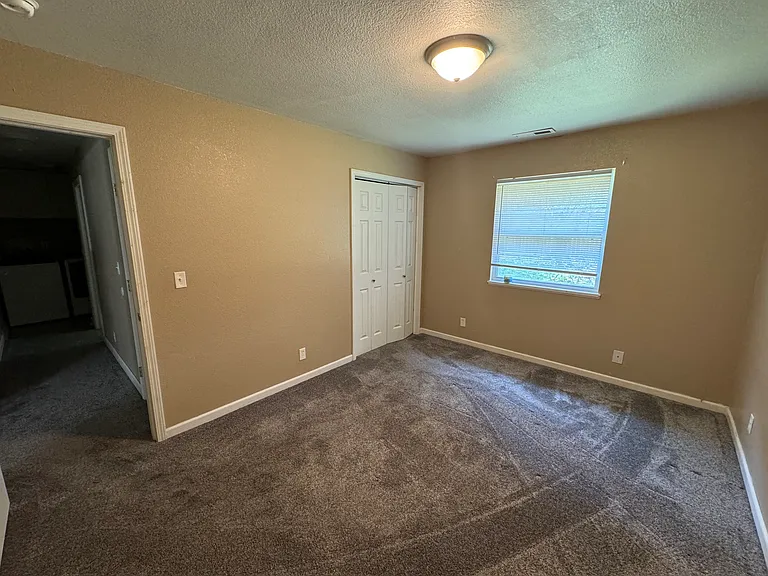 1011 W 24th St #1011 — Photo 59