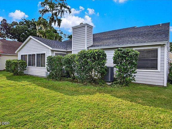 2nd image of 112 Albatross Way