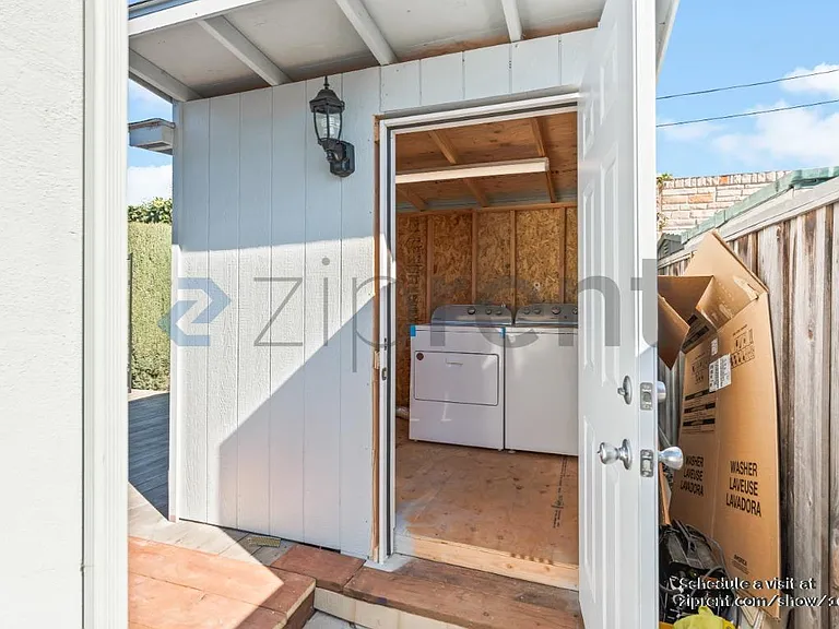 1729 Laine Ave #2 — Photo 12