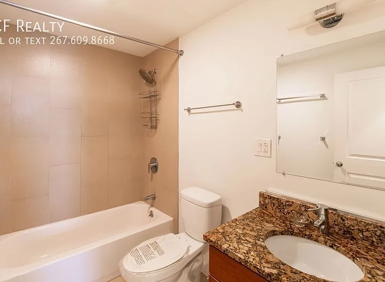 4 Leverington Ave #209 — Photo 21