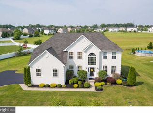 718 Farmhouse Rd, Mickleton, NJ 08056