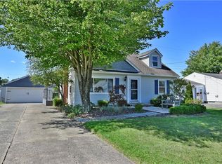 1025 Garfield St, Struthers, OH 44471