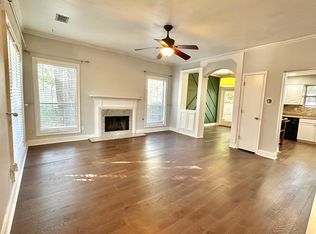 201 Wedgewood Way, Sandy Springs, GA 30350