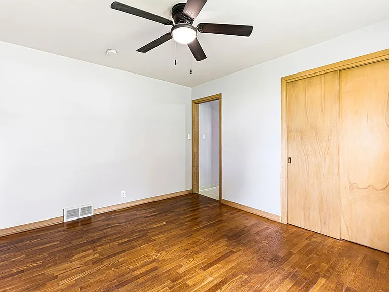 3511 Mitchell Ave — Photo 20