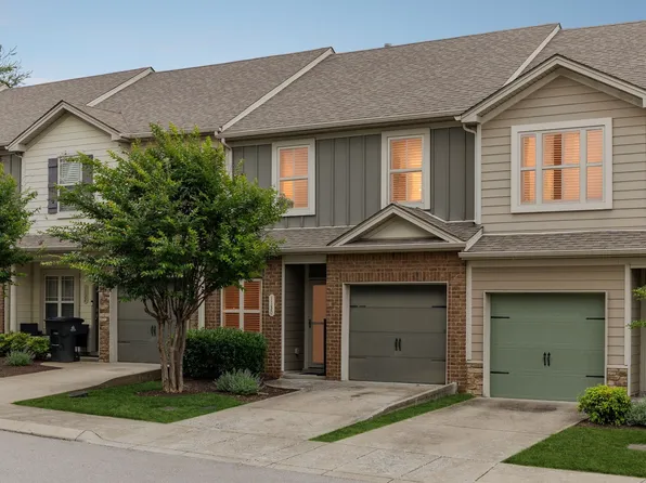 1130 Woodbury Falls Ct, Nashville, TN 37221