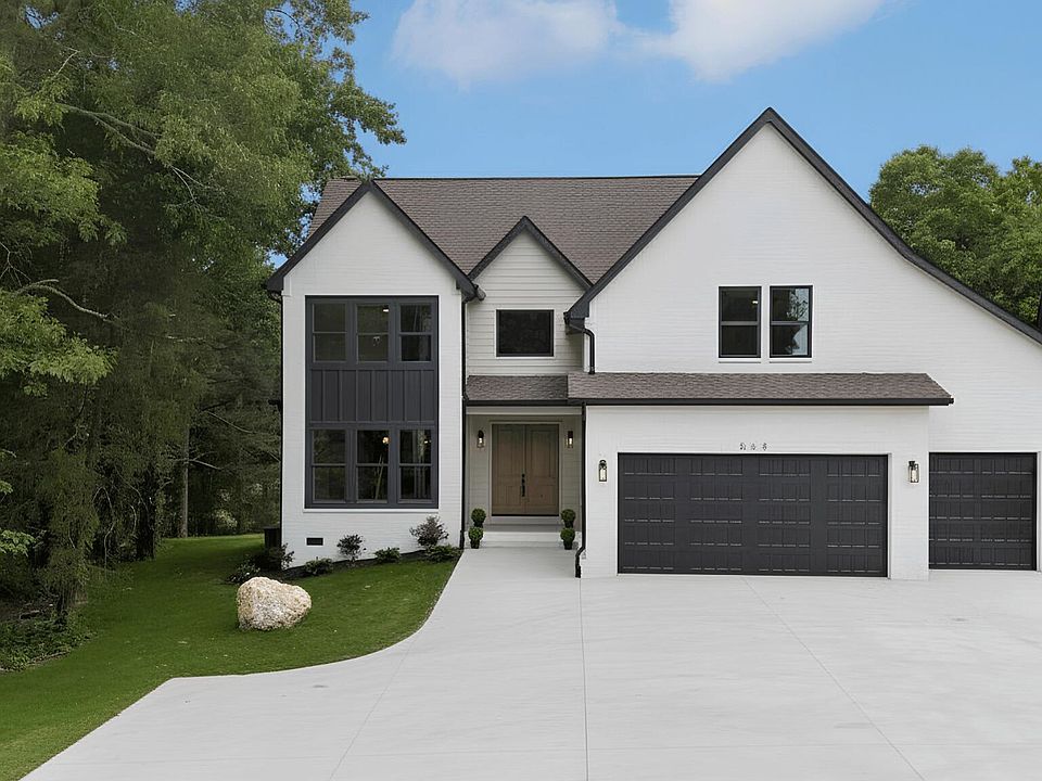 1st image of 568 Wilkinson Rd NE