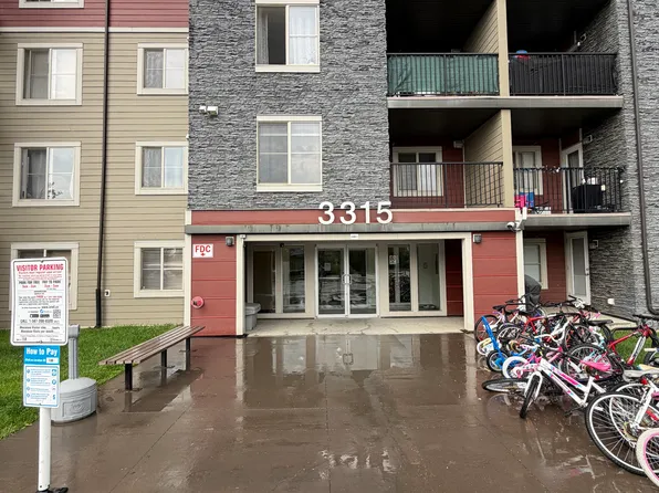 3315 James Mowatt Trl SW, Edmonton, AB T6W 3L9