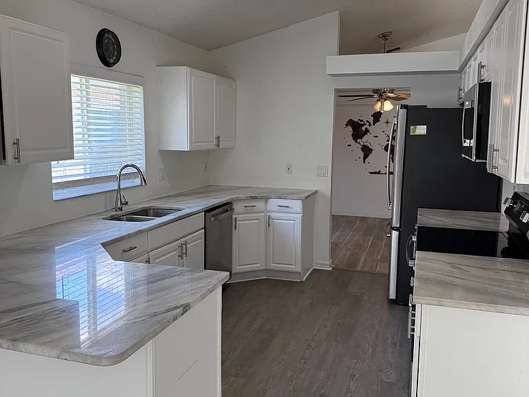 2840 Runyon Cir #A — Photo 18