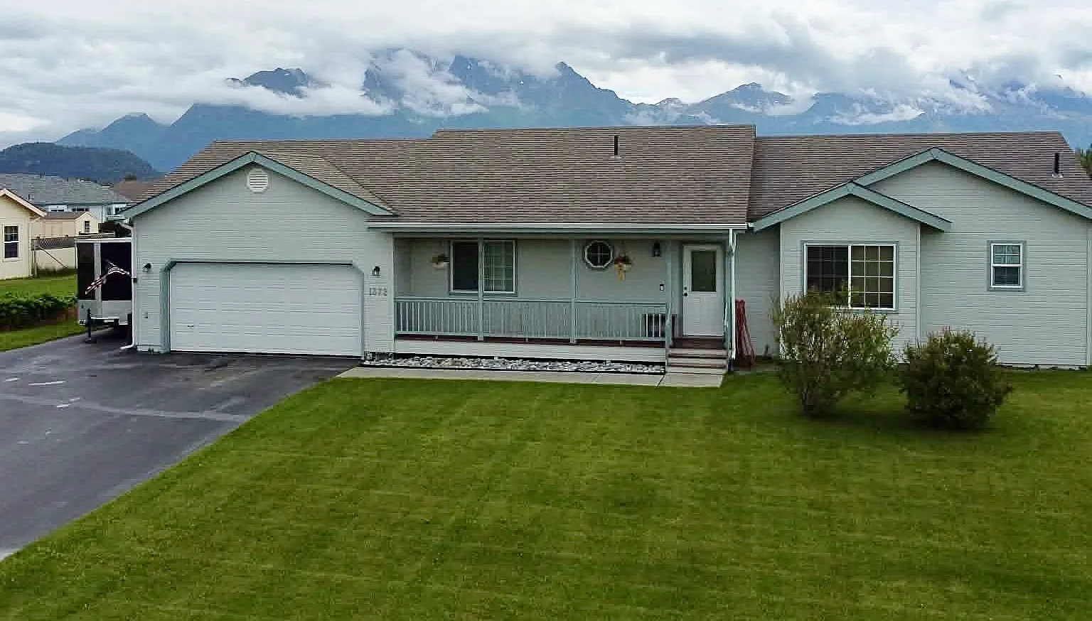 3 bed, 1375 sqft, $2,800 — Photo 1