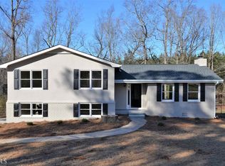 6589 Briarcliff Dr, Douglasville, GA 30135