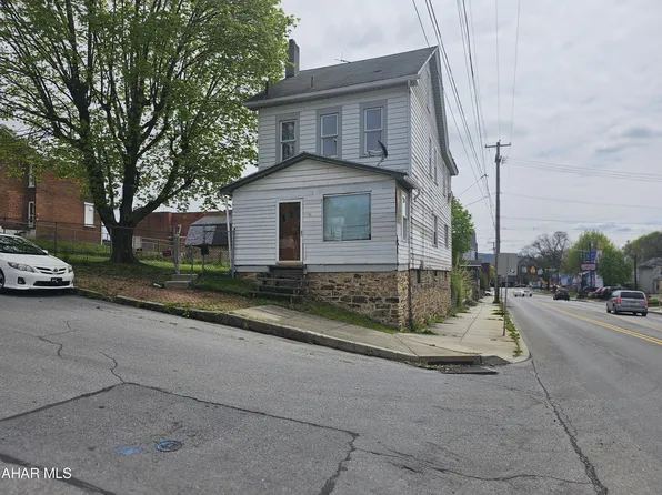 1711-1715 14th Ave, Altoona, PA 16601