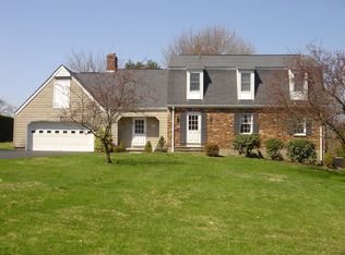 11 James Way, Granite Springs, NY 10527