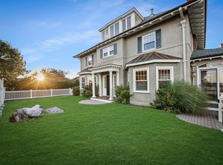 10 Fuller Ter, Swampscott, MA 01907