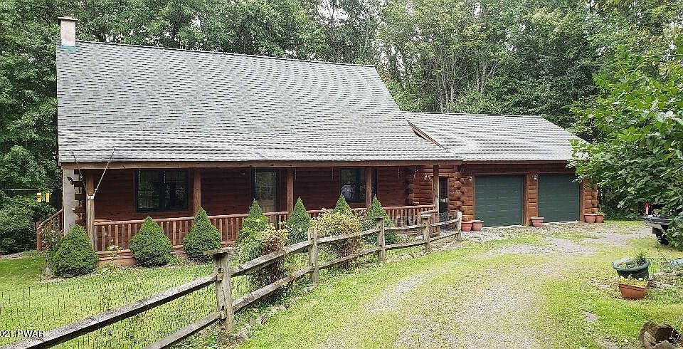 1st image of 805 White Oak Dr