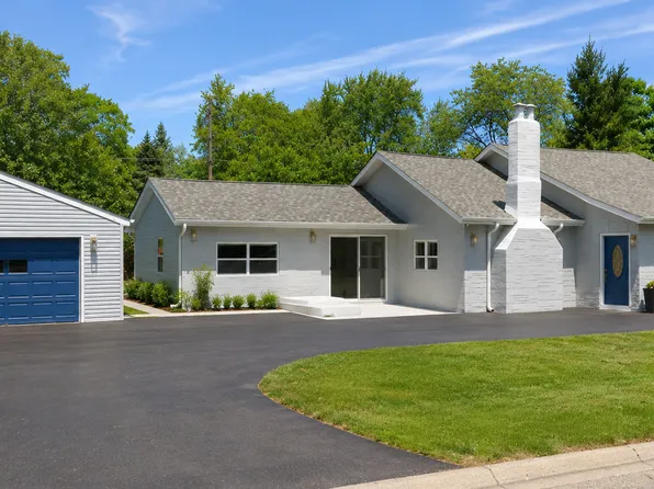 1934 Bethesda Blvd, Zion, IL 60099