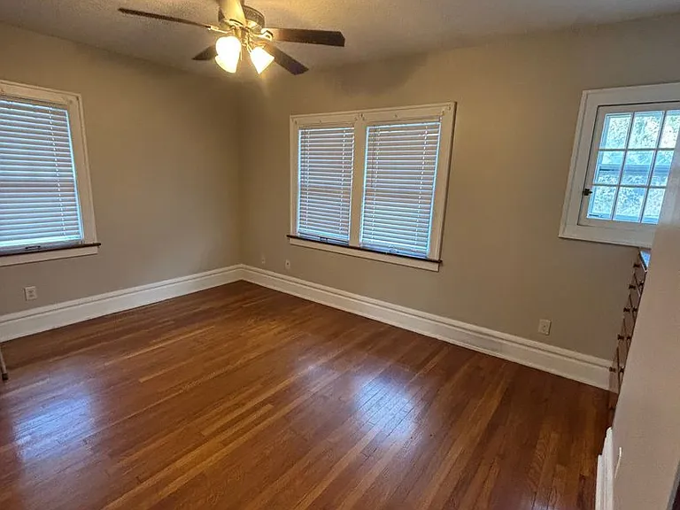 361 E Northwood Ave — Photo 7