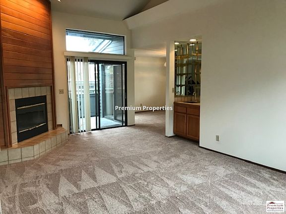 3rd image of 1692 San Miguel Dr