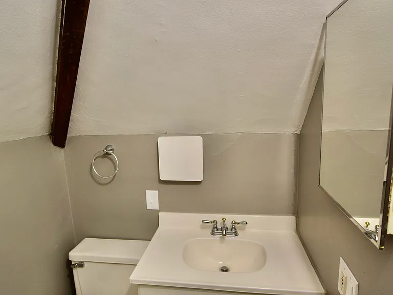 2431 Ingleside Ave #3 — Photo 10