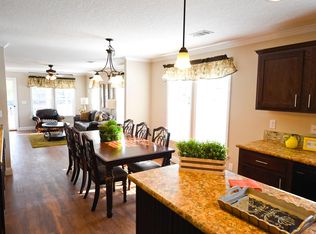 40 Beaver Run Rd, Newnan, GA 30263