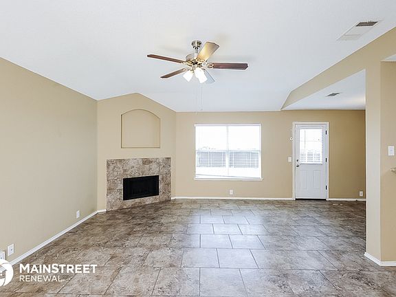 4th image of 608 Lakeview Dr