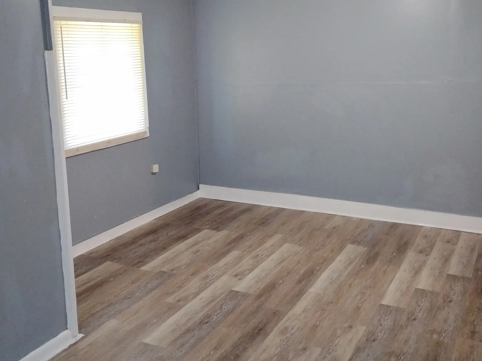 1201 Dabbs Street - 2 — Photo 3