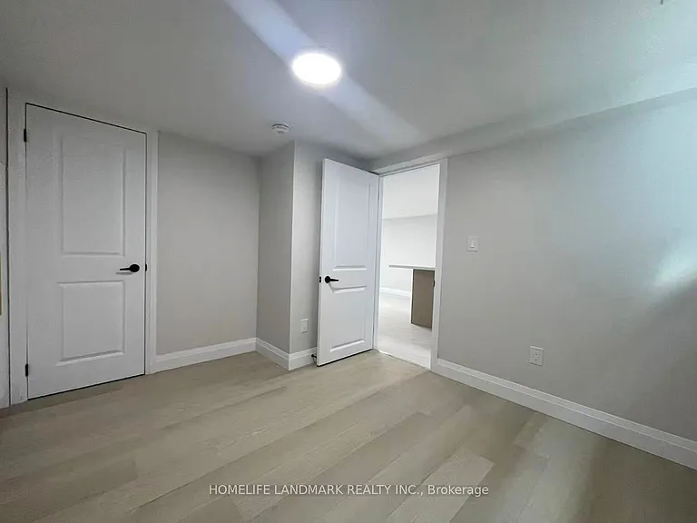 17 Rosemeade Ave #4 — Photo 11