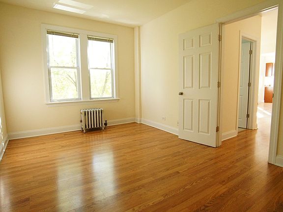 3rd image of 2600 N Kimball Ave APT 311