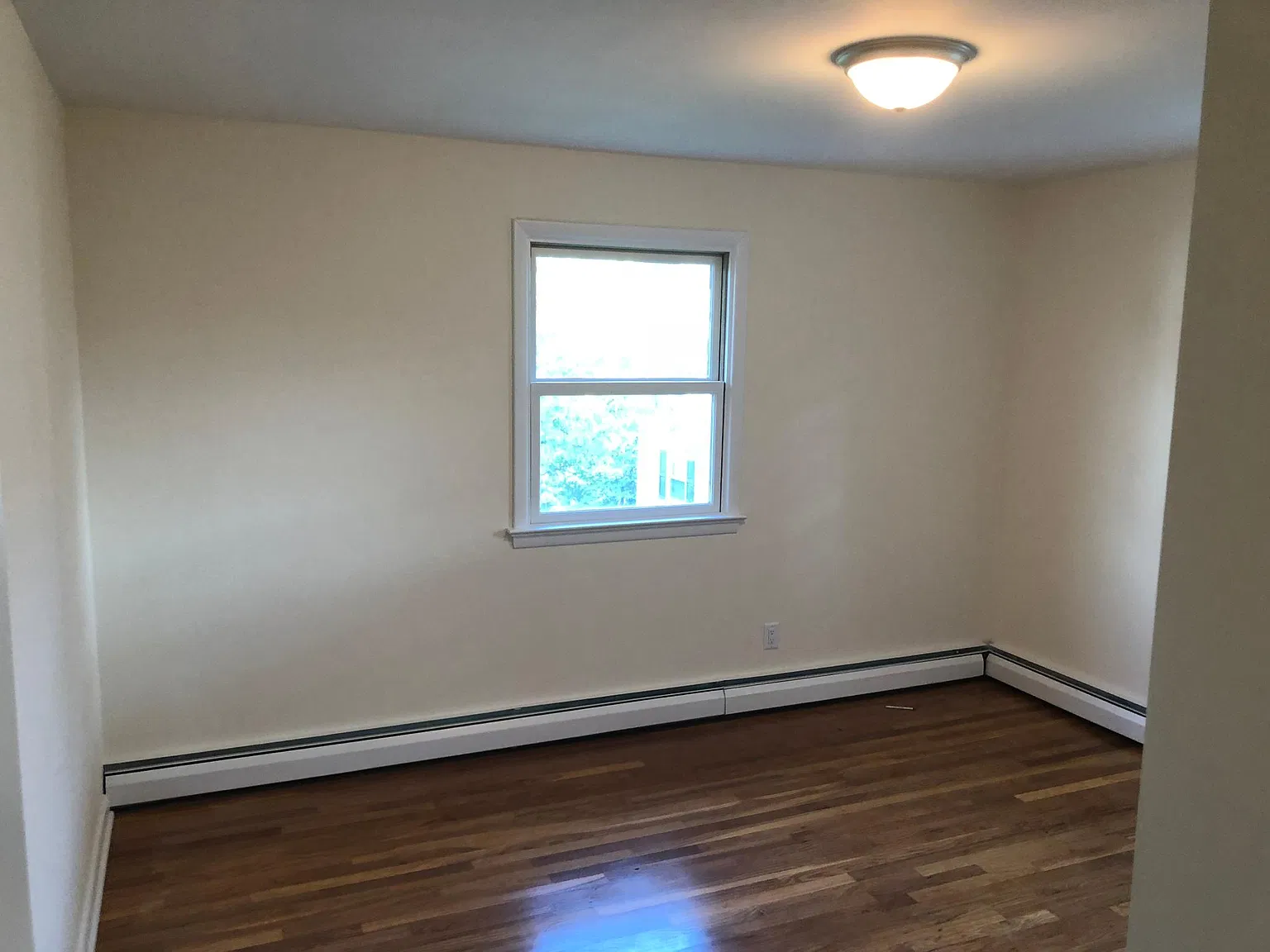 6 Truman Ct — Photo 3