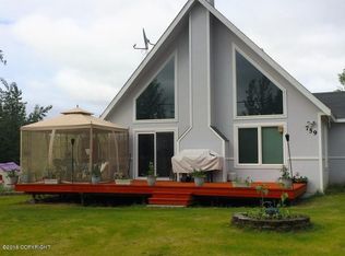 759 Lowell Rd, Fairbanks, AK 99712