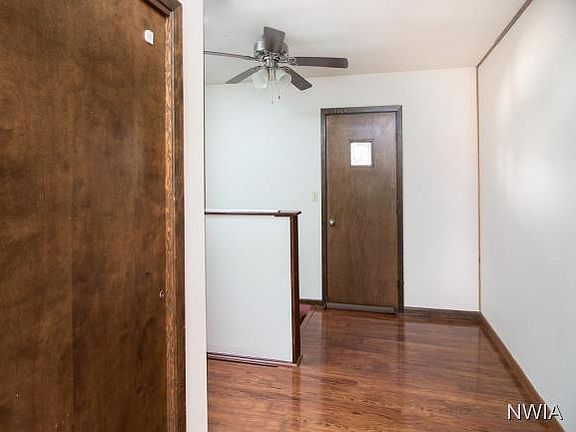 2nd image of 3512 Aspenwood St