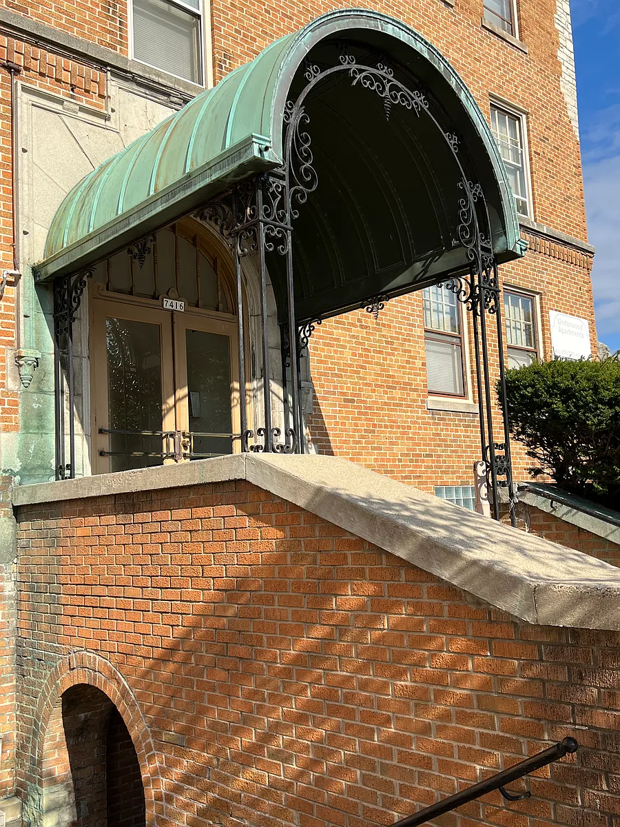 Building Photo - 7416 Harwood Ave #223